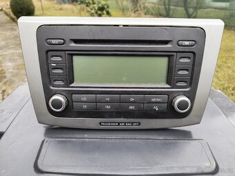 Autorádio VW Passat b6 - 3