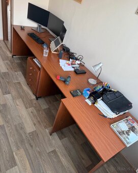 3x pracovní stůl se šuplíky - 3