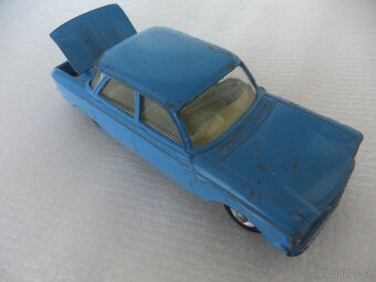 CORGI TOYS mierka 1:43:Chevrolet Corvair model 1960 - 3
