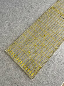 Patchworkové pravítko Omnigrid Prym - 3