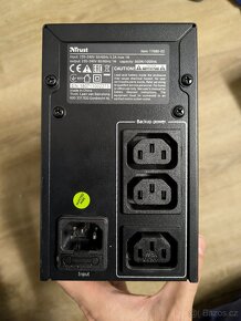 Trust UPS oxxtron 1000va - 3