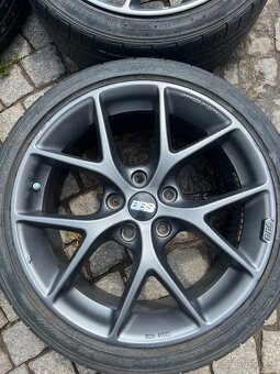 Letní kola R18 BBS SR-035 5x120 - 3
