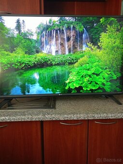LG ultra HD Smart TV 43"4K - 3