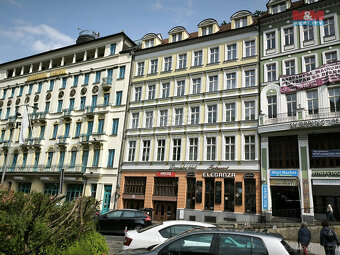Pronájem garáž. stání, 19 m², Karlovy Vary, Divadelní nám - 3