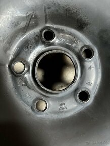 Disky 1K0601027C VW 15” + poklice - 3