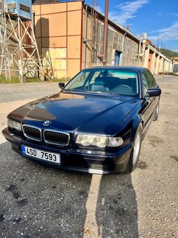 BMW e38 740i - 3