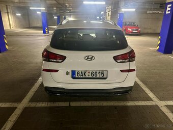 Jyundai i30 V ZÁRUCE - 3