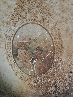 Starožitné kovové čelo dětské postele s malbou andělíčků - 3