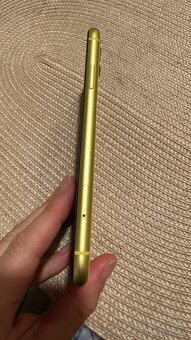 IPhone 11 128gb žlutý, top stav - 3