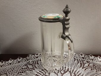 Starožitný půllitr s porc. víčkem - 3