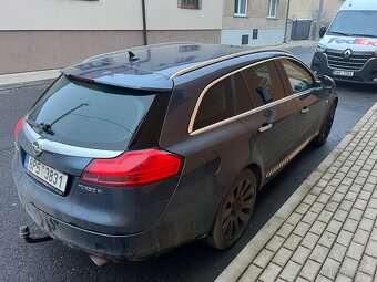 Opel INSIGNIA SPORTS TOURER - 3