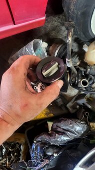 vw 1.9 pd ruzne zbytkove dily - 3