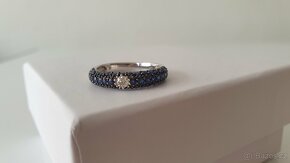 Prsten s diamantem a 50 safíry - 3