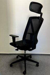 kancelářská židle s podhlavníkem - 3