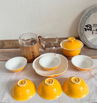 Porcelánová čajová souprava – žlutý Gaiwan - 3