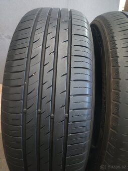 Dva kusy letních pneu 215/60/16. Kumho. - 3