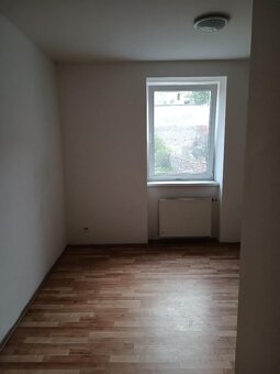 Pronájem bytu 1+KK - 3