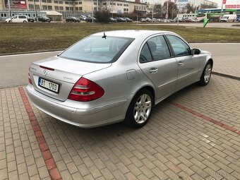 Mercedes-Benz Třídy E 320 CDi 165kW 4 MATIC - 3