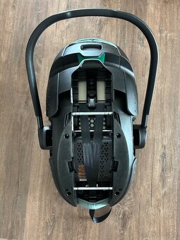 Autosedačka Britax Romer Baby Safe Pro s isofixovou základno - 3