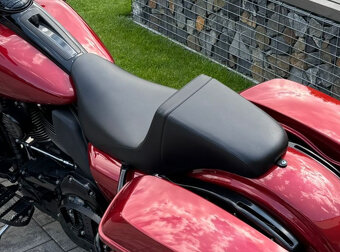Sedlo LePera Made In USA na Harley Davidson touring modely - 3