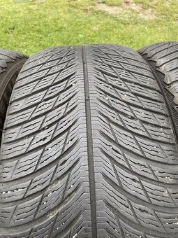 Michelin 235/45R18 zimní - 3