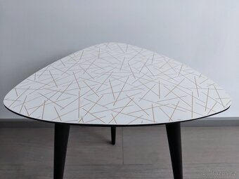 Umakartové trsátko Brusel - žilkované - 3