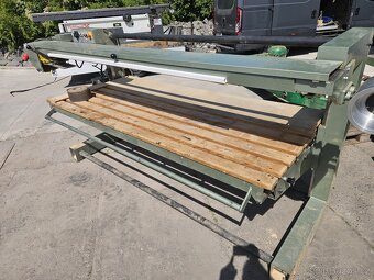 Pásová bruska s odsavačem. - 3