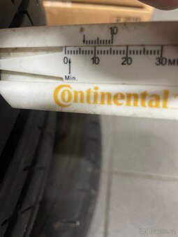 Goodyear 235/55/r18 - 3