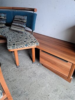 Jidelni set s rohovou lavicí - 3