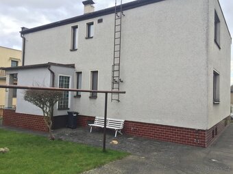 Rodinný dům se zahradou v klidné části města Nový Bydžov - 3