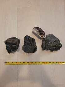 Akvarijní kameny + "domeček" - 3