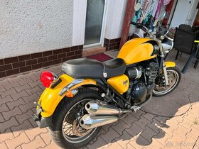 TRIUMPH THUNDERBIRD SPORT - 3