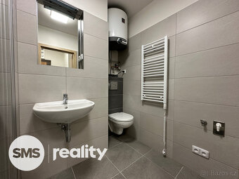 Pronájem bytu 1+1, 40 m² – Obránců míru 864/25, cihlový dům - 3