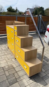 Schůdky, komoda a šatní skříň dětský pokoj - 3