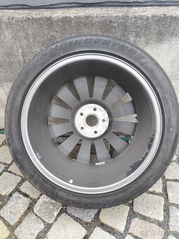ALU RAFEK kolo AUDI A8 R19 5x112 8,5J ET45 - 3