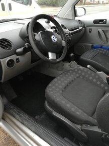 Volkswagen New Beetle - 3