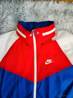 Bunda Nike vel. S - 3