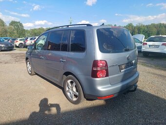 VW Touran, 2.0TDI, DSG, ALU, tažné - 3