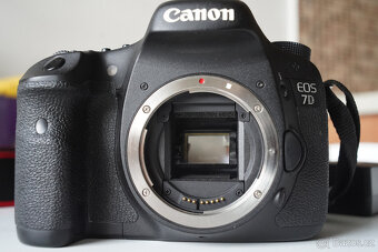 CANON EOS 7D - 3