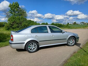 Škoda Octavia RS 132kW - 3