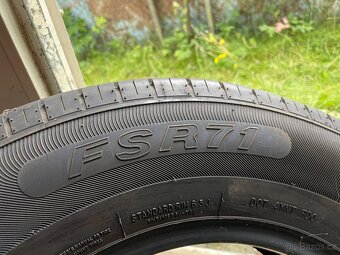 Prodám letní pneumatiky 215/70/15c - 3