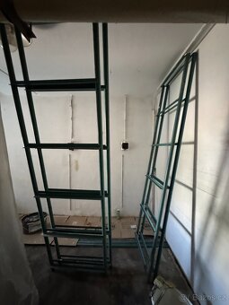 Kovový Regál - 3