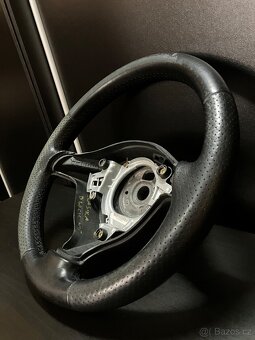 Sportovní volant – zesílený grip, perforovaná kůže, OEM look - 3