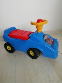 Autíčko odrážedlo. S úložným prostorem. - 3