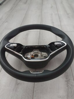 Volant Škoda Fabia Octavia 4 kamiq karoq 5E3 - 3