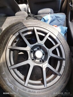 Letní Alu Kola 235/45 R17 et.35 5x112 - 3