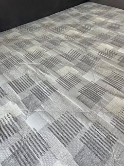 Postel s uloženým prostorem,zdarma pouze za odvoz - 3