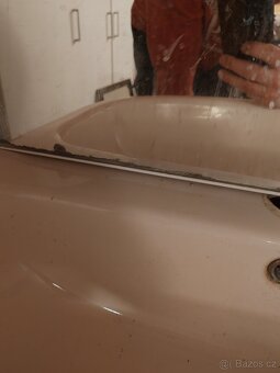 Koupelnova sestava s umyvadlem - 3