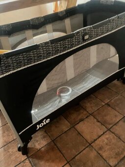 Cestovní postýlka Joie - 3