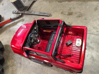 Dětské autíčko Mercedes pickup X-class 4x4 - 3